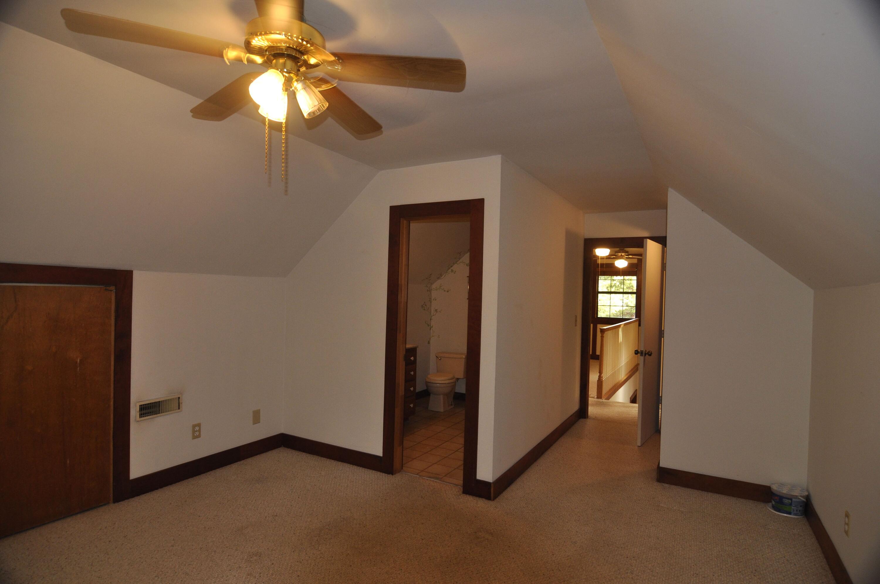4991 Old State Road Menlo, GA 30731 - Photo 35 of 79 039 upstairs bedroom
