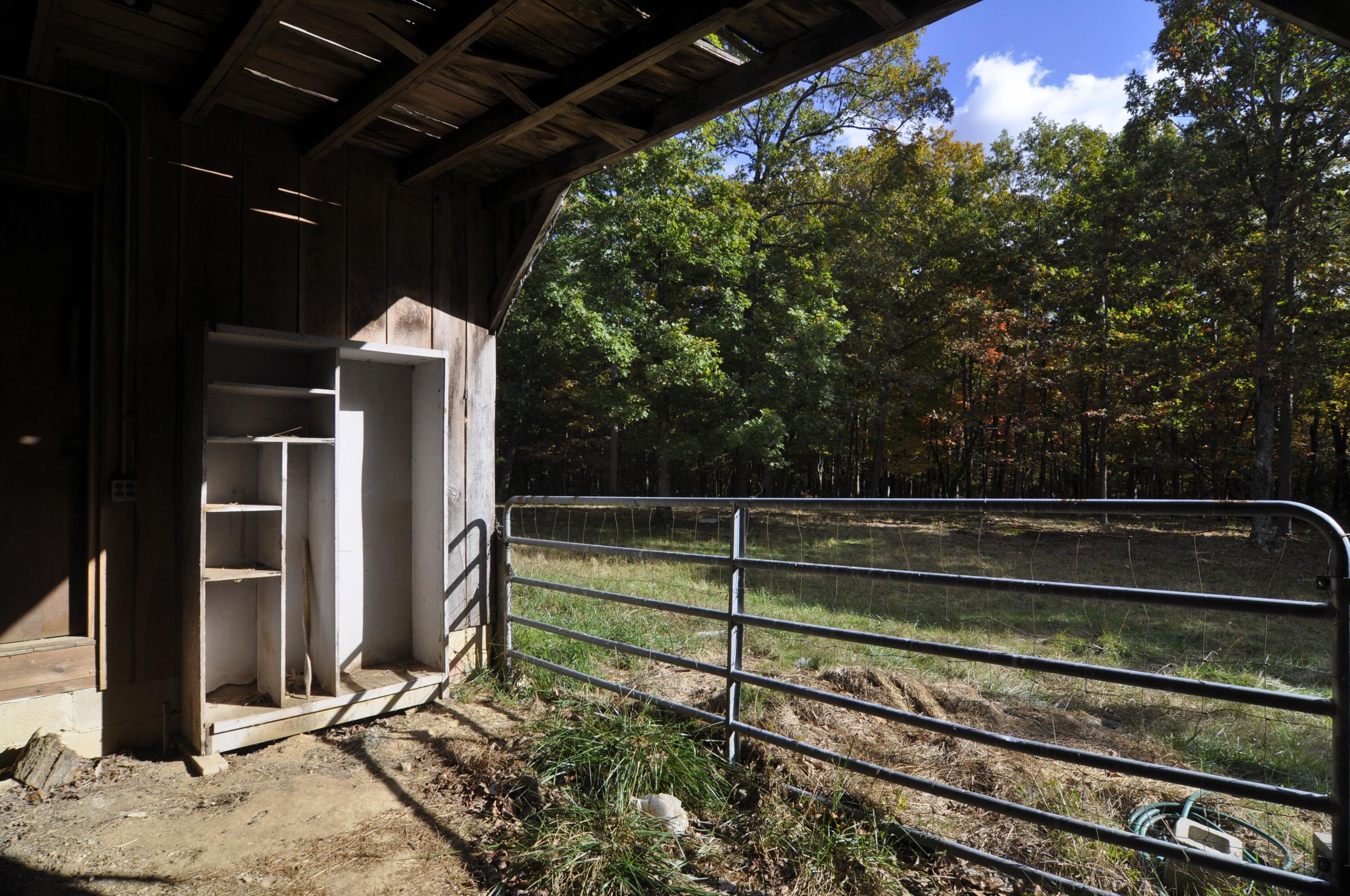4991 Old State Road Menlo, GA 30731 - Photo 55 of 79 054 barn int middle