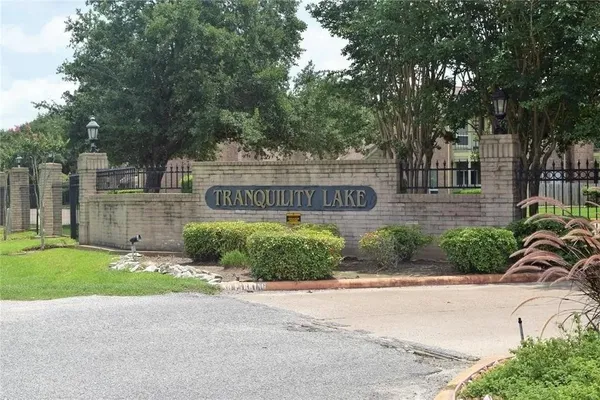 $1,580 | 18800 Egret Bay Boulevard, Unit 106, Webster, TX 77058