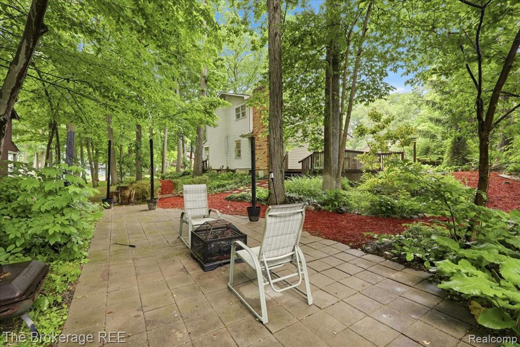 5639 Cross Village Road Grand Blanc, MI 48439 - Photo 11 of 30