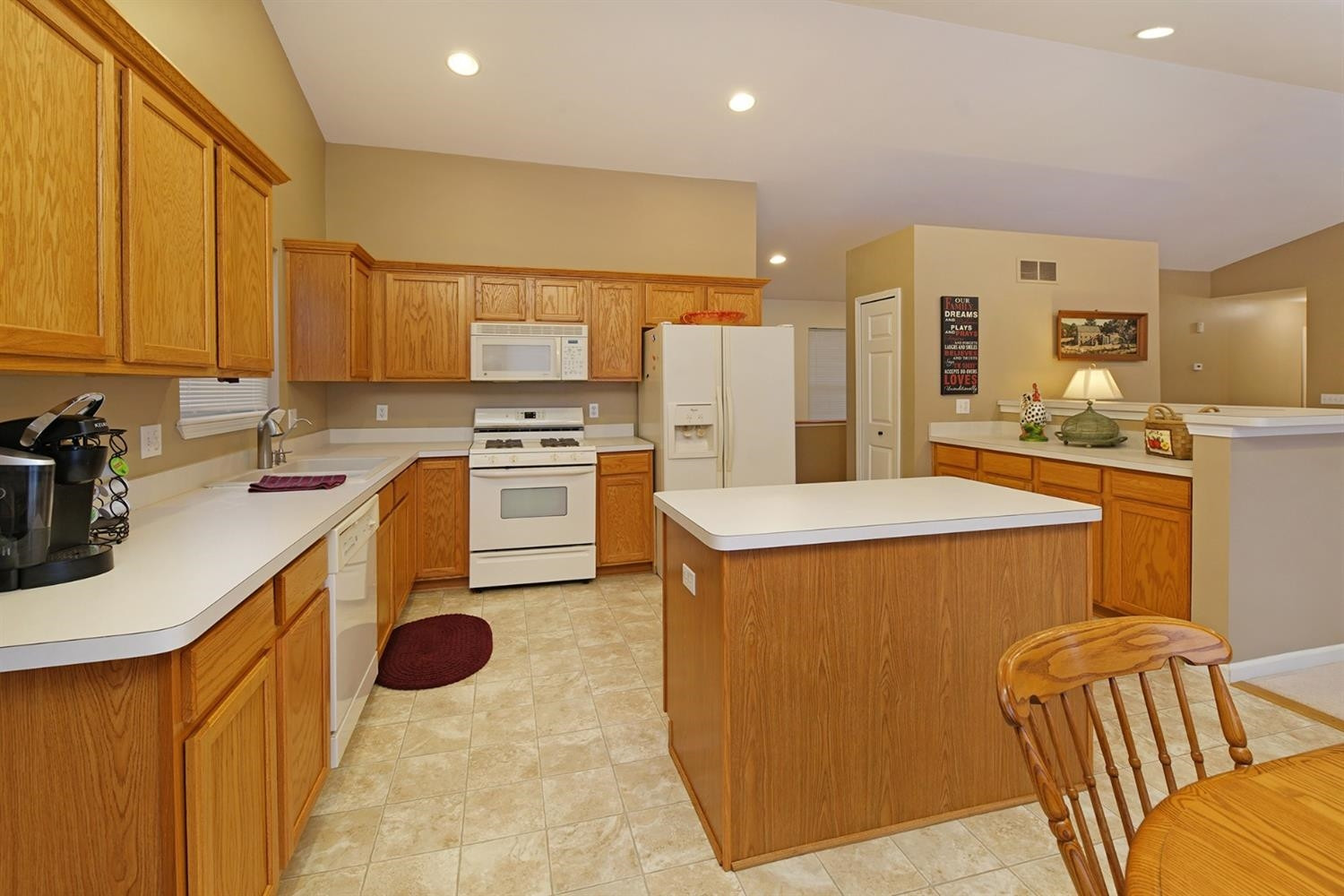 21766 Raspberry Ridge Pinckney, MI 48169 - Photo 3 of 36 Photo 3