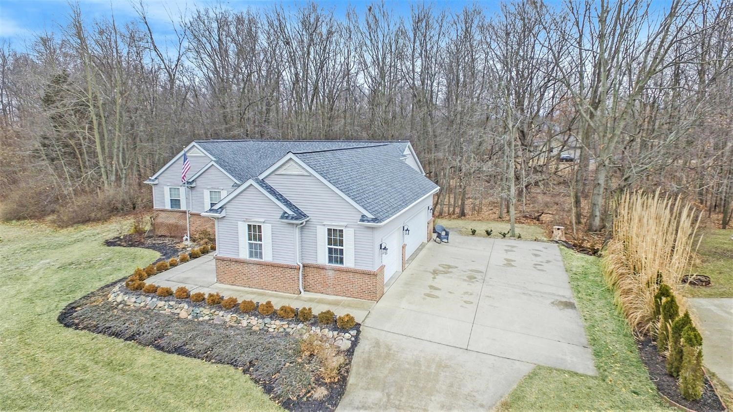 21766 Raspberry Ridge Pinckney, MI 48169 - Photo 8 of 36 Photo 8