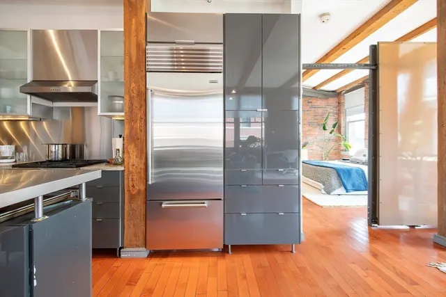 $1,399,000 | 26 Stillman Street, Unit 32, Boston, MA 02113