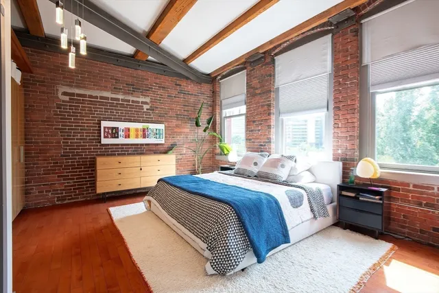 $1,399,000 | 26 Stillman Street, Unit 32, Boston, MA 02113