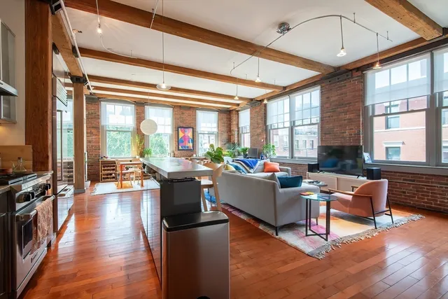 $1,399,000 | 26 Stillman Street, Unit 32, Boston, MA 02113