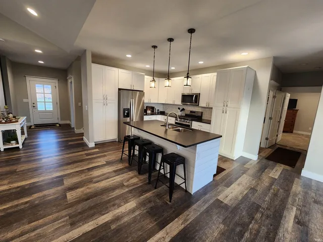 $440,000 | 6177 East Holes Crossing Drive, Crawfordsville, IN 47933