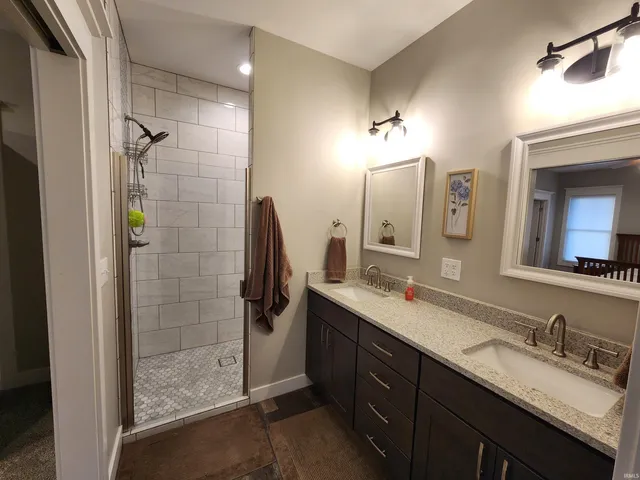 $440,000 | 6177 East Holes Crossing Drive, Crawfordsville, IN 47933