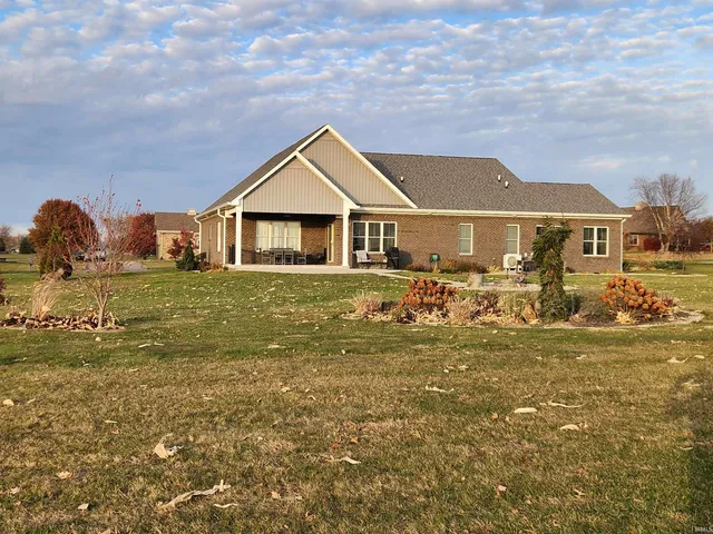 $440,000 | 6177 East Holes Crossing Drive, Crawfordsville, IN 47933