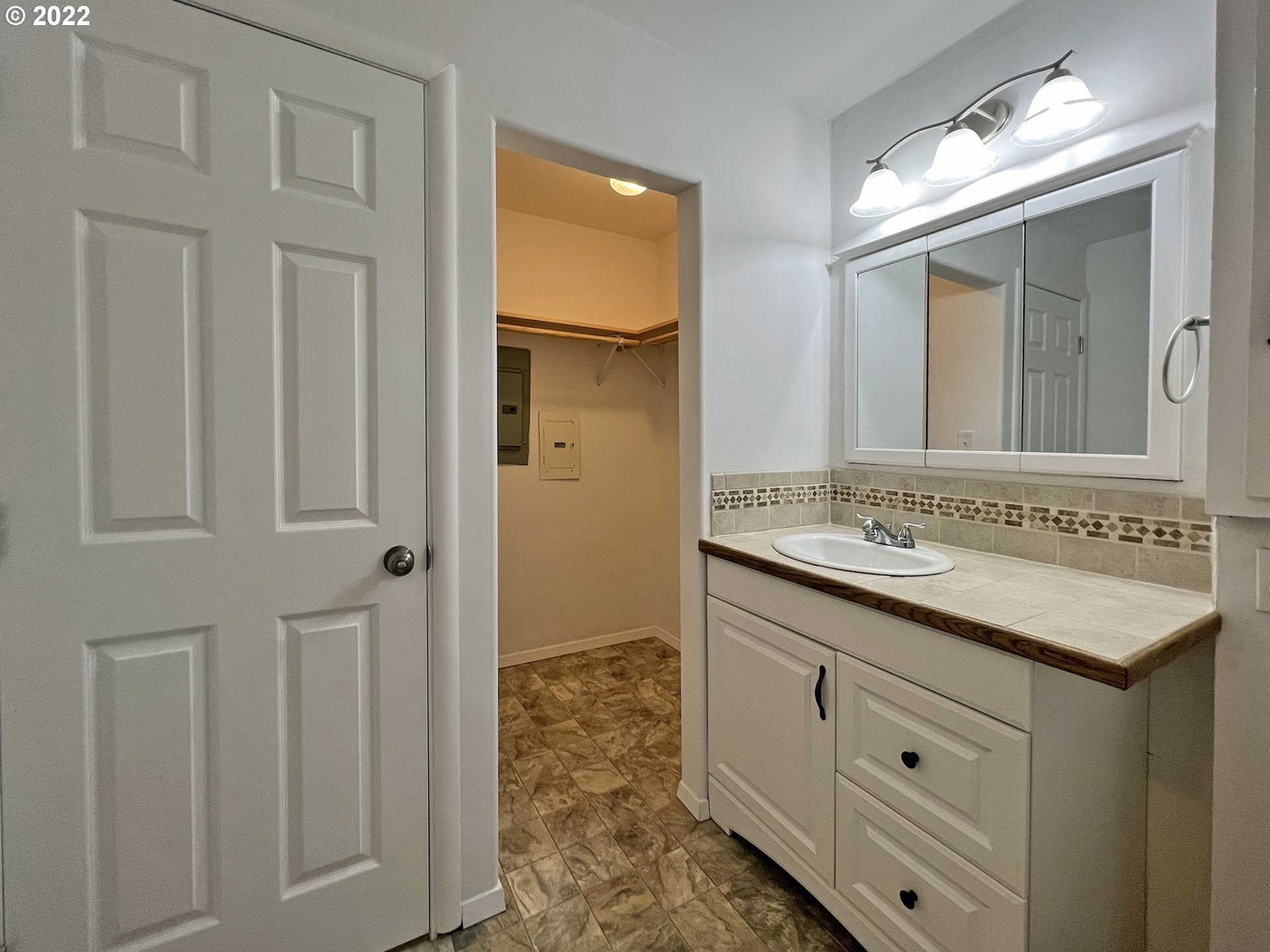 425 Azalea Park Road Brookings, OR 97415 - Photo 13 of 27 Gallery Image 13