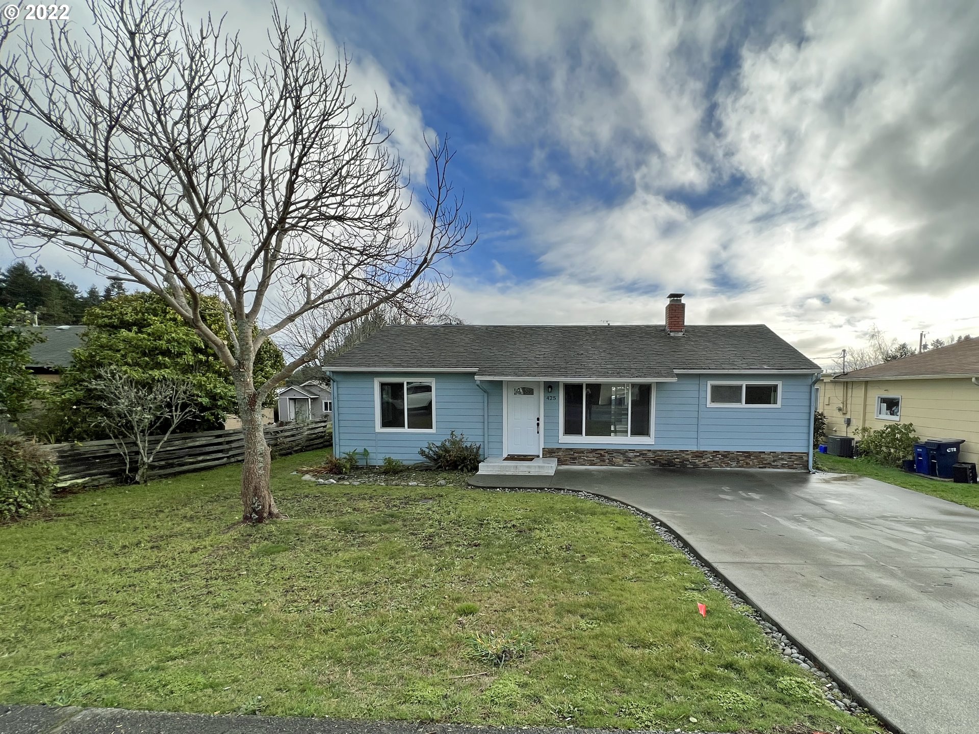 425 Azalea Park Road Brookings, OR 97415 - Photo 4 of 27 Gallery Image 4