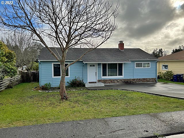 425 Azalea Park Road Brookings, OR 97415 - Photo 5 of 27 Gallery Image 5