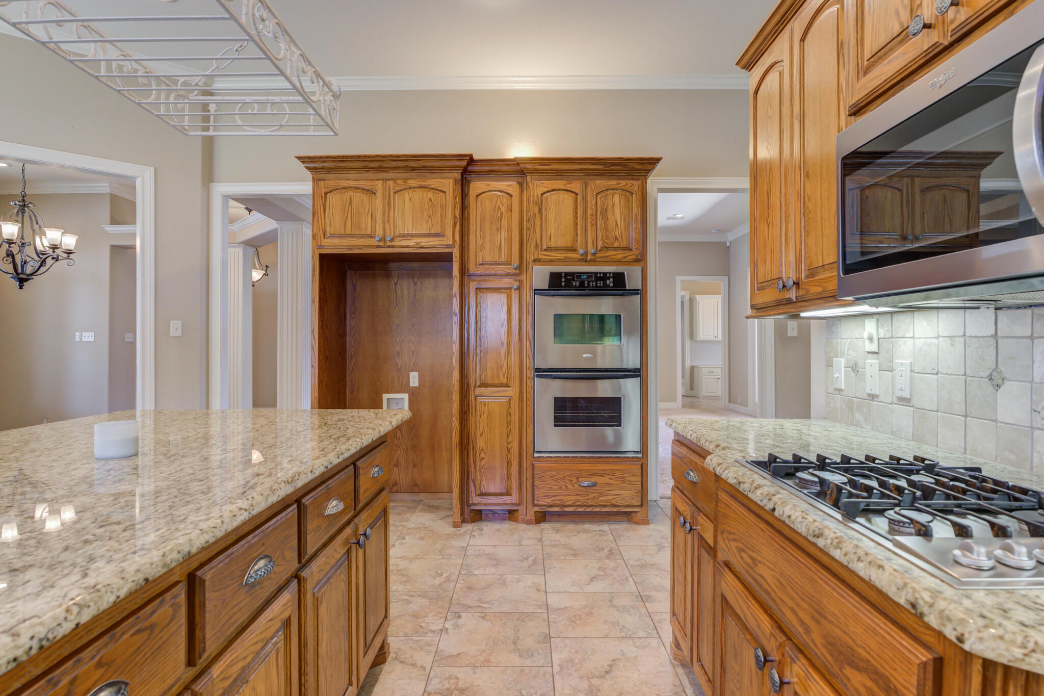 6017 87th Street Lubbock, TX 79424 - Photo 25 of 62 Kitchen