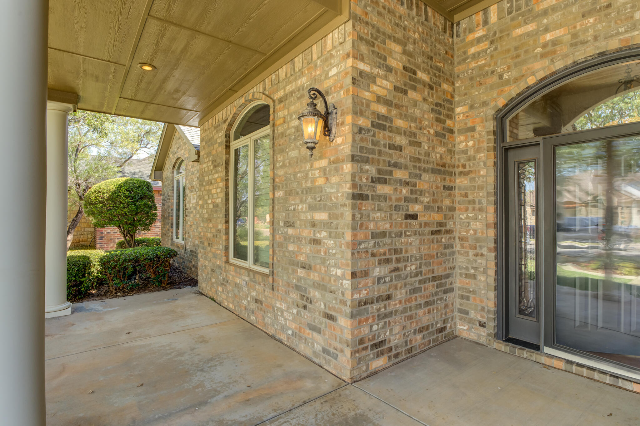 6017 87th Street Lubbock, TX 79424 - Photo 4 of 62 Large Front Porch
