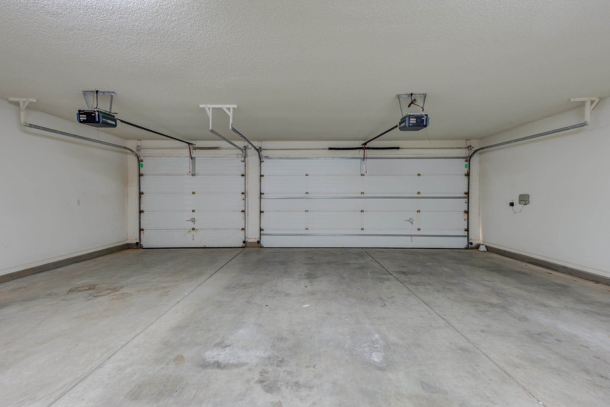 6017 87th Street Lubbock, TX 79424 - Photo 61 of 62 3 car Garage