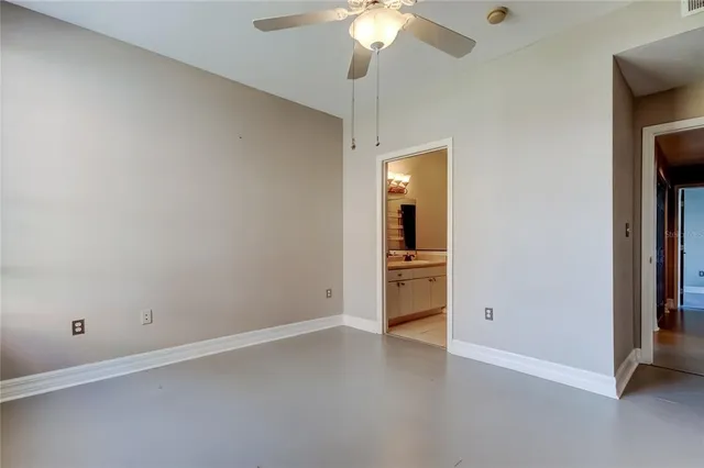 $2,000 | 9750 Lake Chase Island Way, Unit 9750, Tampa, FL 33626