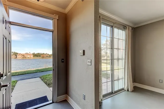 $2,000 | 9750 Lake Chase Island Way, Unit 9750, Tampa, FL 33626