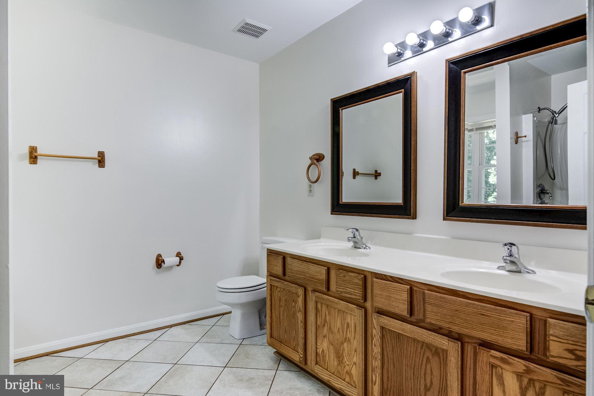 747 Tacketts Mill Road Stafford, VA 22556 - Photo 18 of 35 Master Ensuite