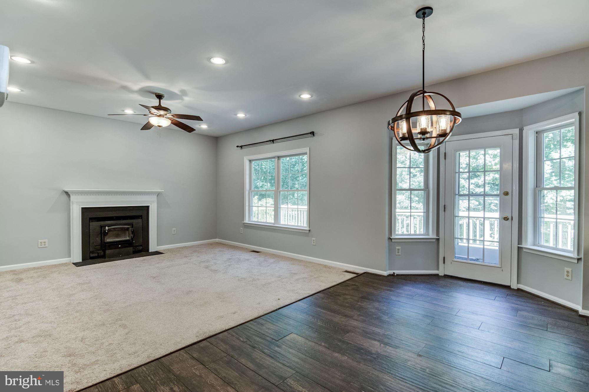Family Room/Eat In Kitchen