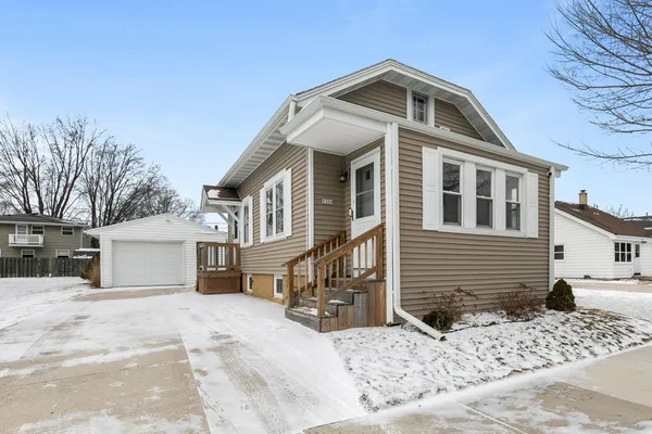 $189,500 | 1538 North 27th Street, Sheboygan, WI 53081