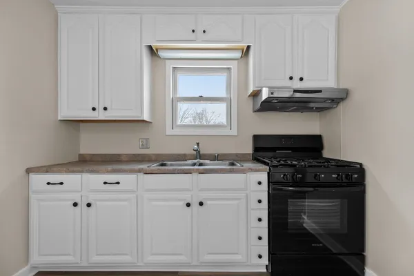 $189,500 | 1538 North 27th Street, Sheboygan, WI 53081