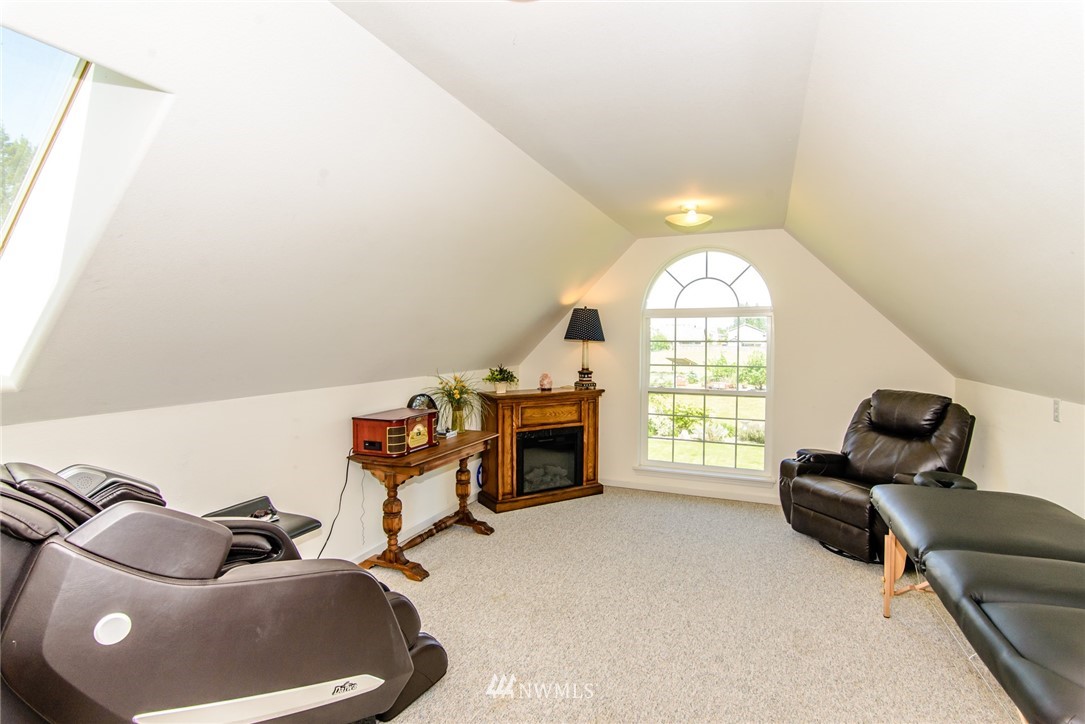 10730 Clark Road Southeast Yelm, WA 98597 - Photo 15 of 25 Gallery Image 15