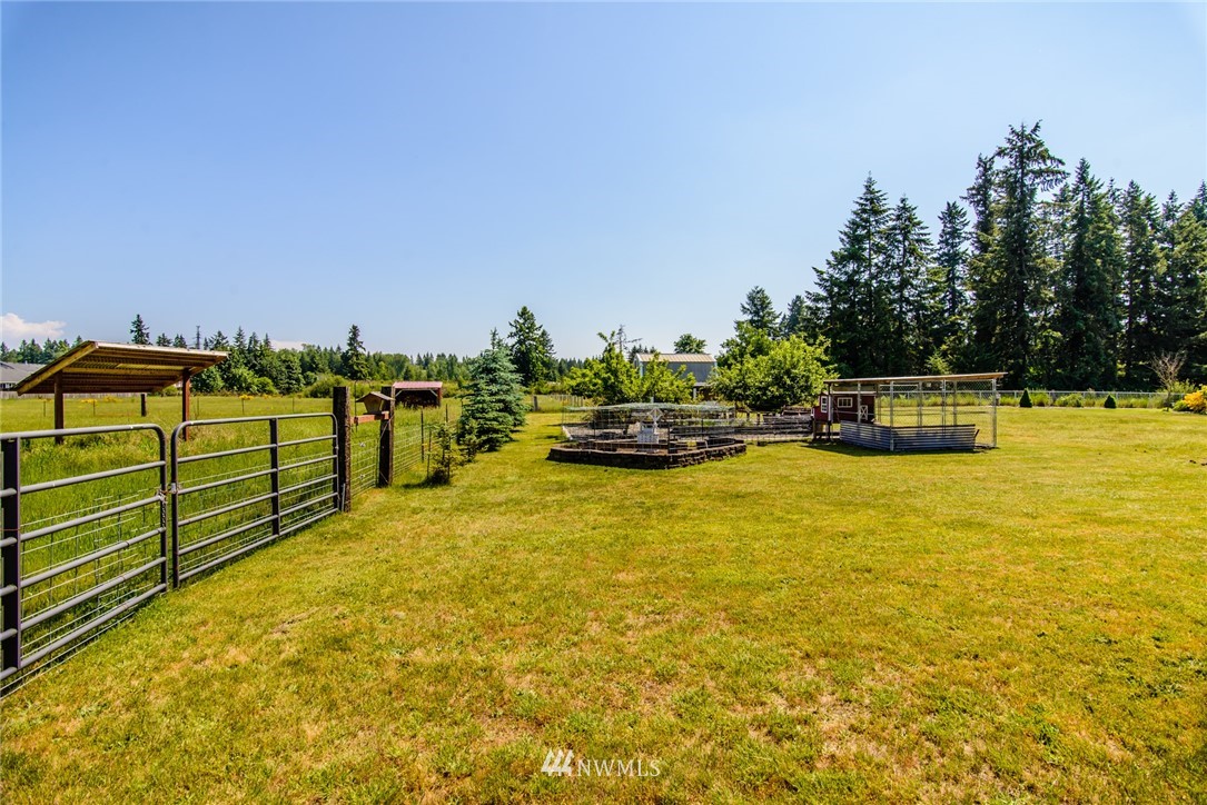 10730 Clark Road Southeast Yelm, WA 98597 - Photo 5 of 25 Gallery Image 5