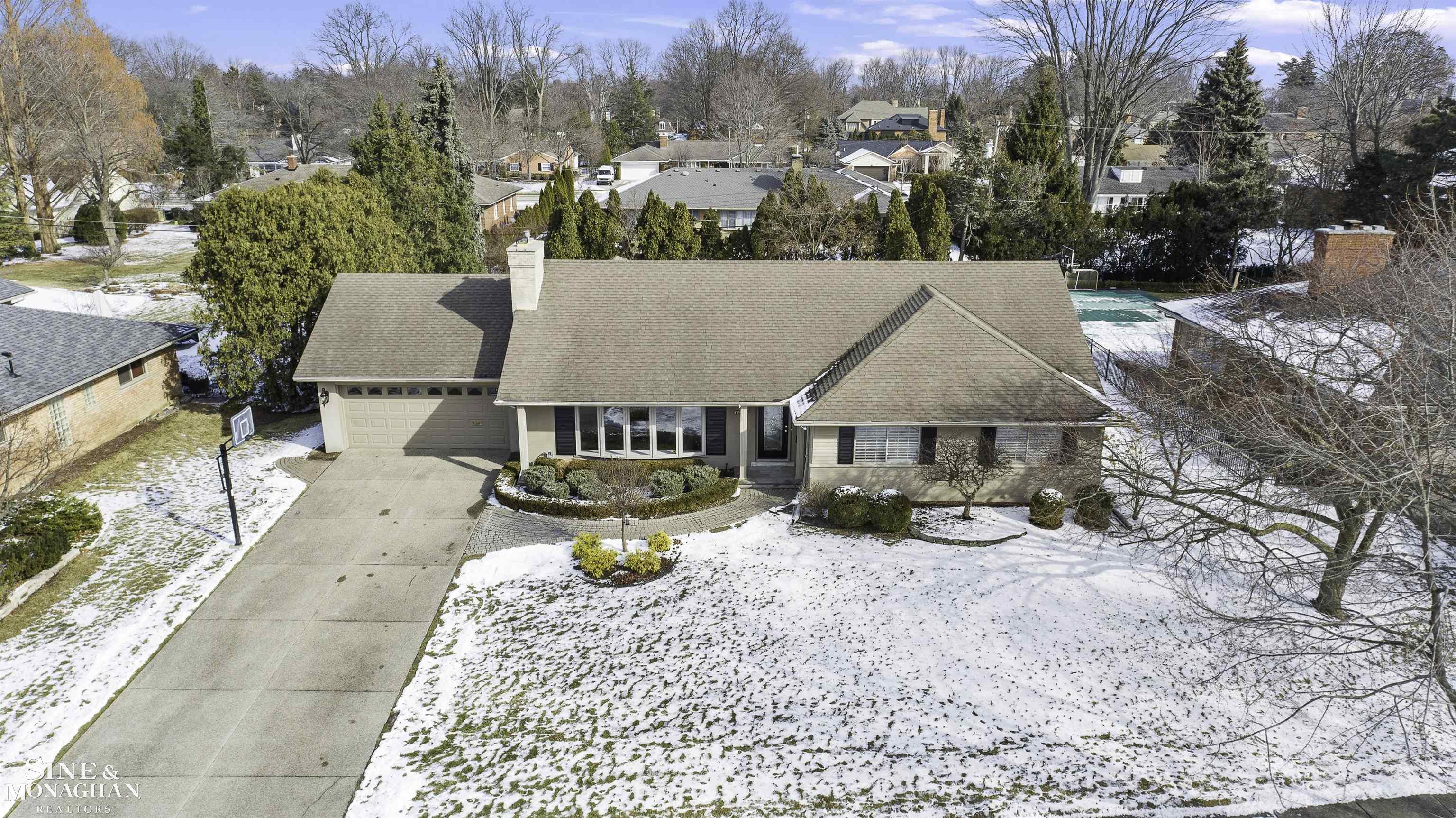 66 Fairford Road Grosse Pointe, MI 48236 - Photo 44 of 60 50166406-0dabd531-3f43-41a1-a467-8e554cd74bfc.JPG