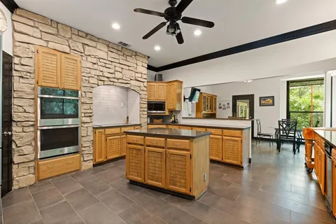 $869,900 | 613 Armadillo Court, Cedar Hill, TX 75104