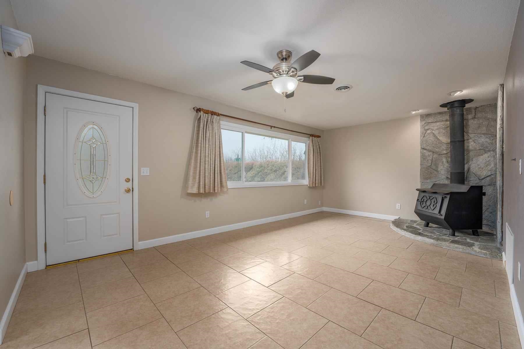 475 H Street Gerber, CA 96035 - Photo 19 of 34
