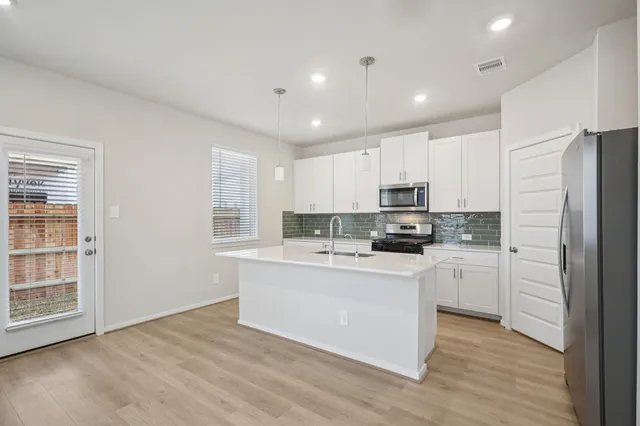 $277,090 | 19830 Emerald Bnd Way, Atascocita, TX 77346