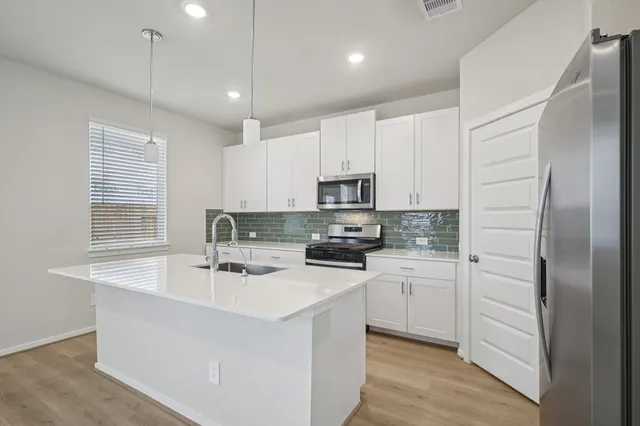 $277,090 | 19830 Emerald Bnd Way, Atascocita, TX 77346