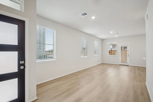 $277,090 | 19830 Emerald Bnd Way, Atascocita, TX 77346