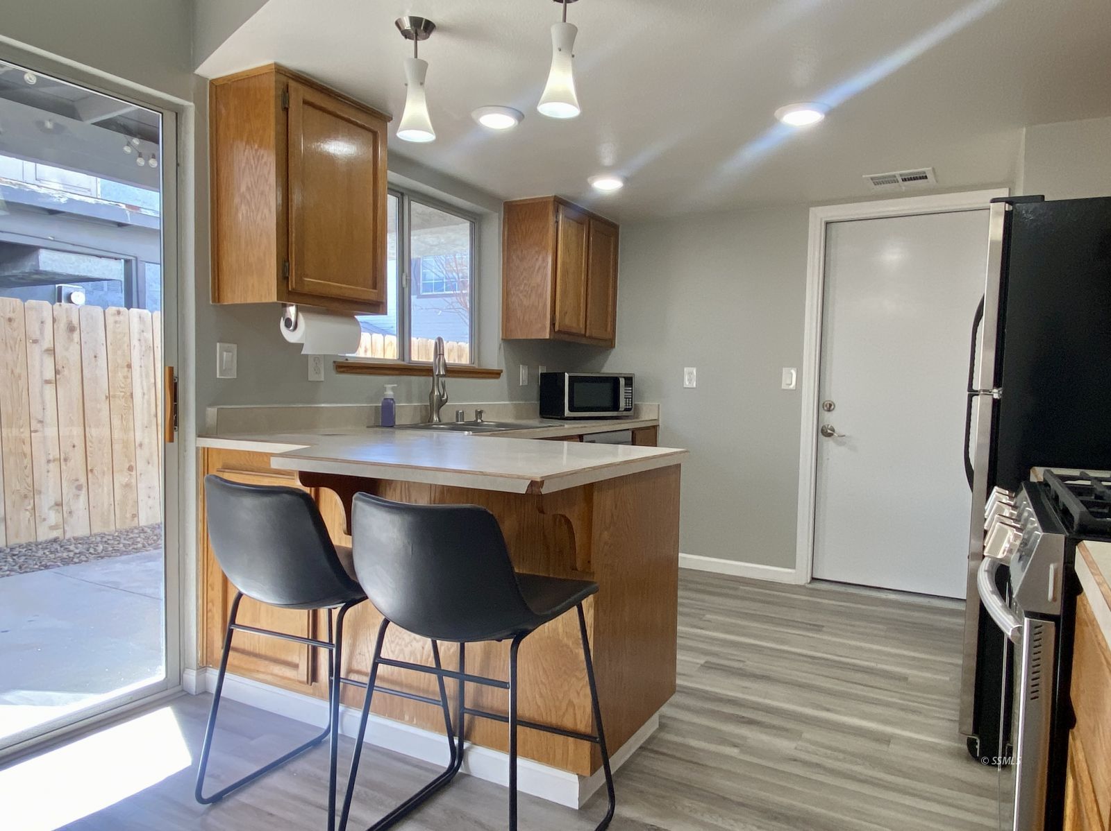 137 South Lilac Street Ridgecrest, CA 93555 - Photo 6 of 22
