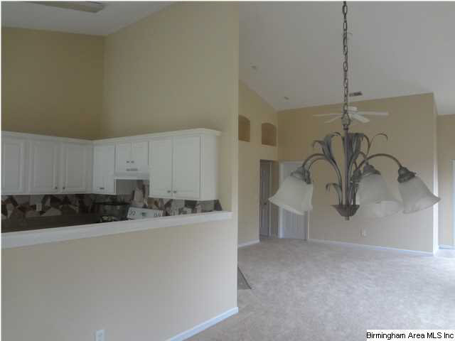 142 Gardenside Drive Alabaster, AL 35007 - Photo 13 of 32