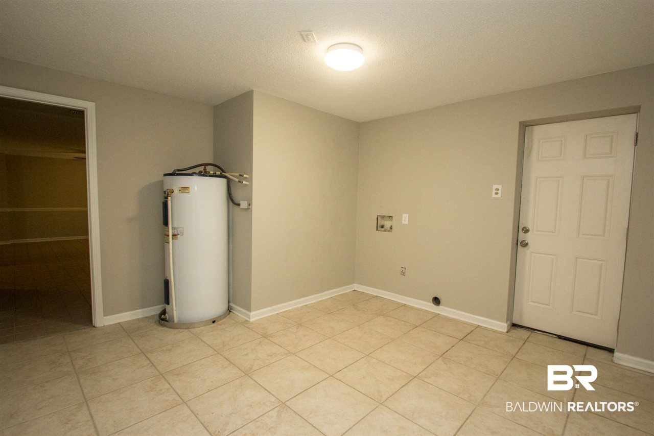 908 Caroline Avenue Daphne, AL 36526 - Photo 22 of 37