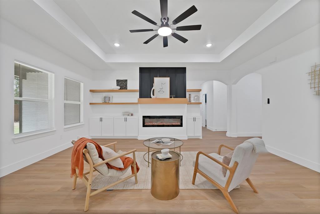 805 Tierney Road Fort Worth, TX 76112 - Photo 4 of 36 Gallery Image 4