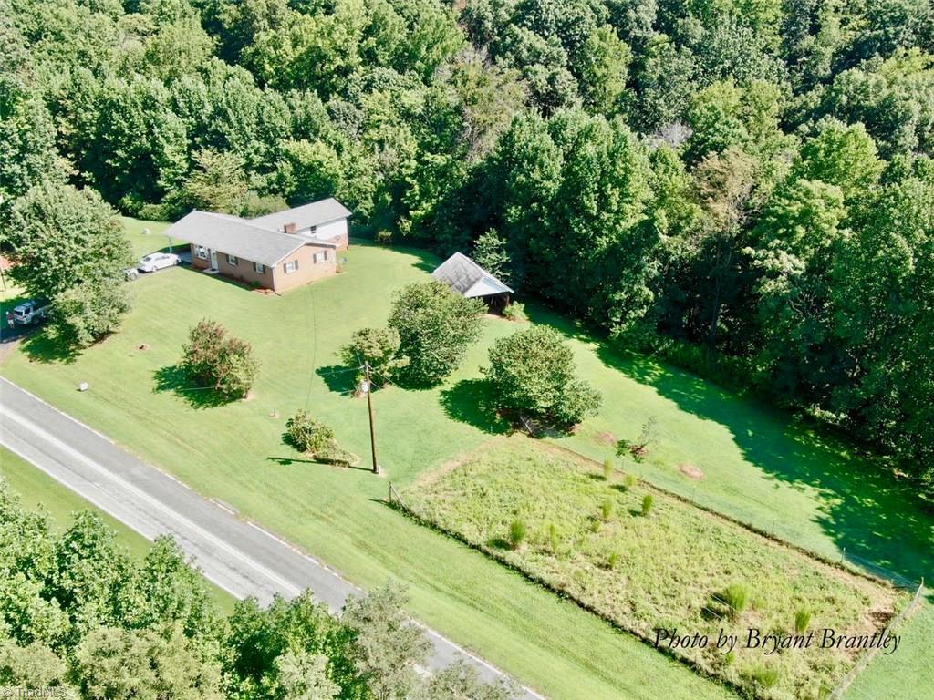 1802 Simmons Road Westfield, NC 27053 - Photo 2 of 29 Gallery Image 2
