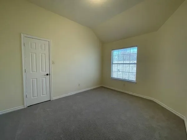 $2,900 | 11712 Pheasant Creek Drive, Fort Worth, TX 76244