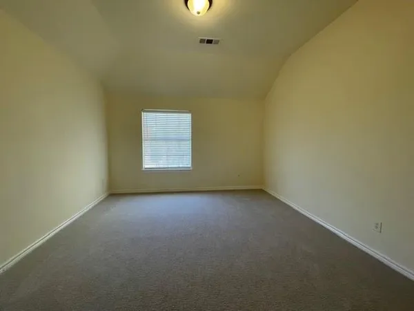 $2,900 | 11712 Pheasant Creek Drive, Fort Worth, TX 76244