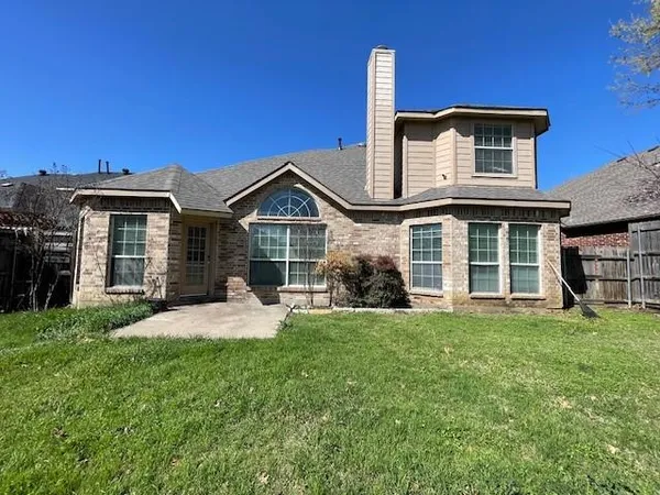 $2,900 | 11712 Pheasant Creek Drive, Fort Worth, TX 76244