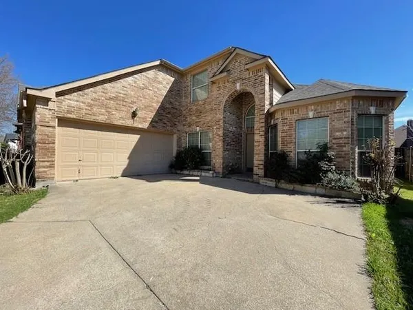 $2,900 | 11712 Pheasant Creek Drive, Fort Worth, TX 76244