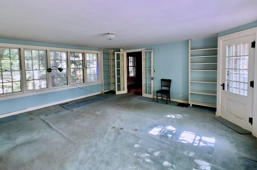 169 Northampton Road Amherst, MA 01002 - Photo 9 of 41 Gallery Image 9