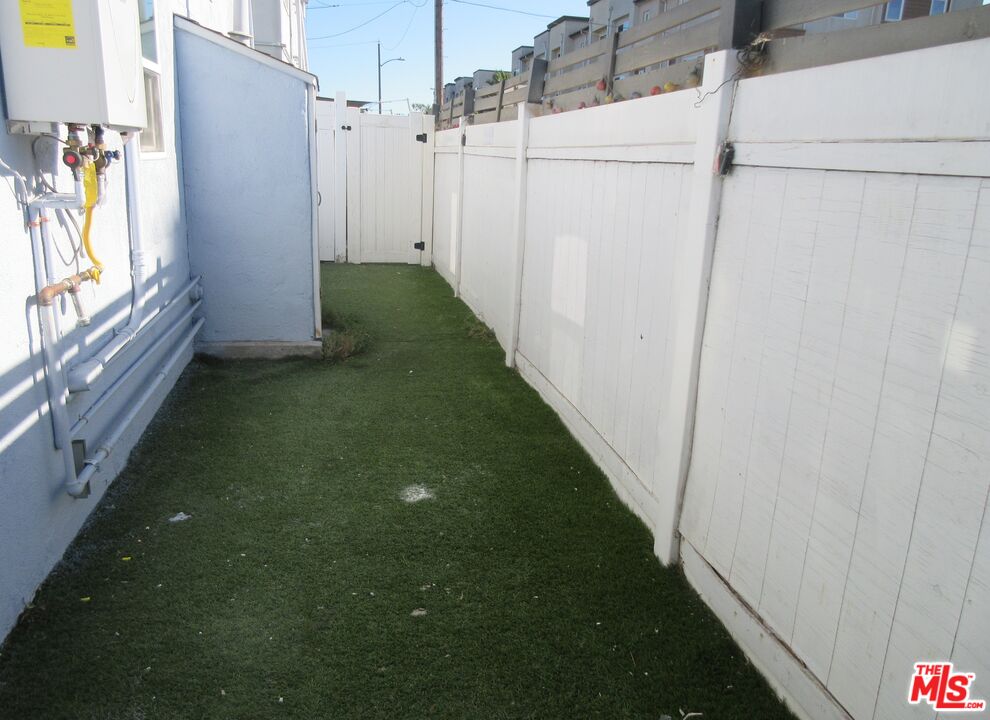 1246 West 144th Street, Unit 5 Gardena, CA 90247 - Photo 9 of 9