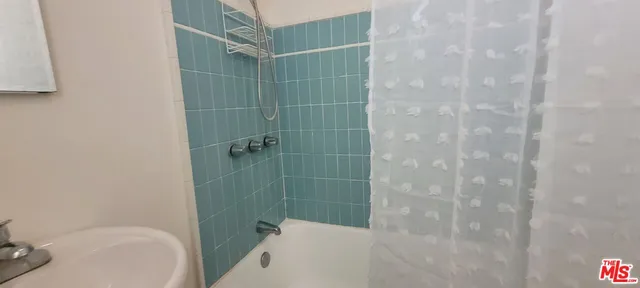 $2,800 | 7925 Norton Avenue, Unit 7923, West Hollywood, CA 90046