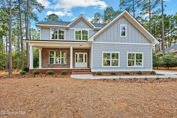 $679,900 | 284 Longleaf Drive, West End, NC 27376