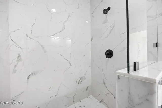 $679,900 | 284 Longleaf Drive, West End, NC 27376