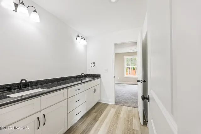 $679,900 | 284 Longleaf Drive, West End, NC 27376