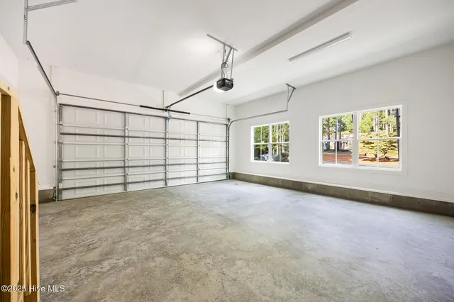 $679,900 | 284 Longleaf Drive, West End, NC 27376