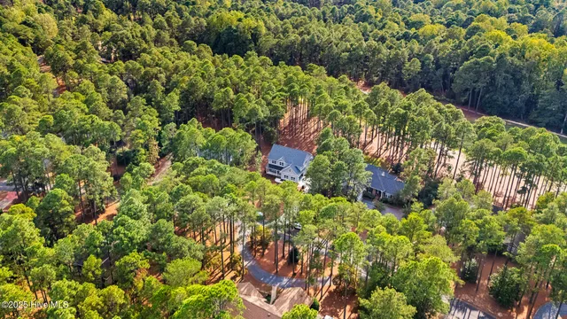 $679,900 | 284 Longleaf Drive, West End, NC 27376