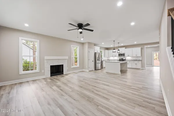 $679,900 | 284 Longleaf Drive, West End, NC 27376